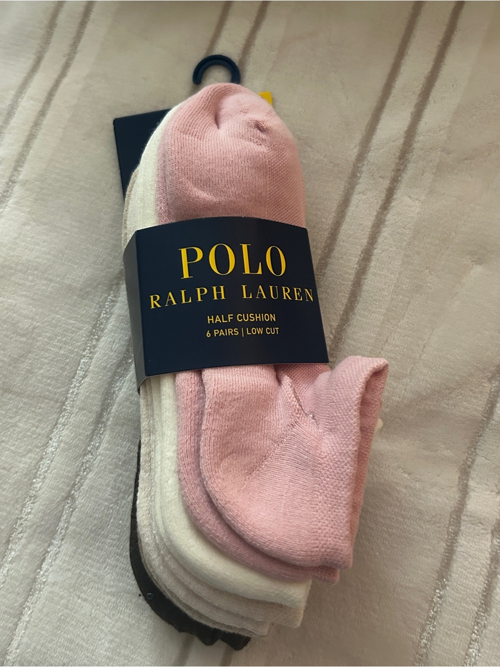 New Socks Polo by Ralph Lauren Low-Cut Sock 3 in Pink & White 9-11